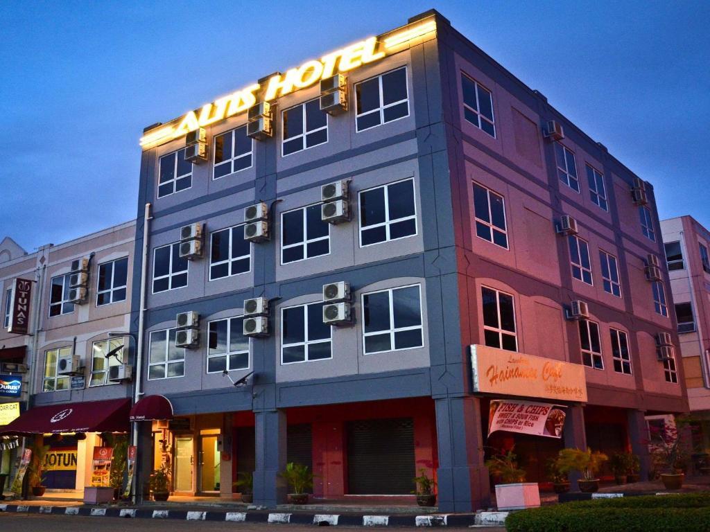 Altis Hotel Langkawi Kuah Kültér fotó